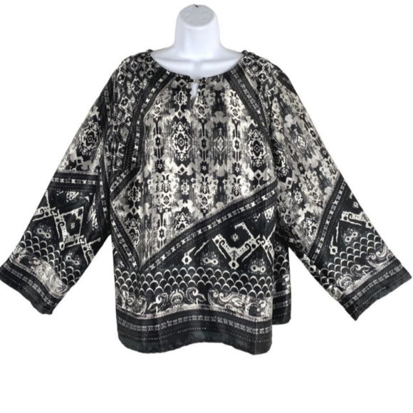 Susan Graver Black Ikaat Tribal Print W Rhinestone Clasp Tunic Women's 1X - Picture 1 of 8